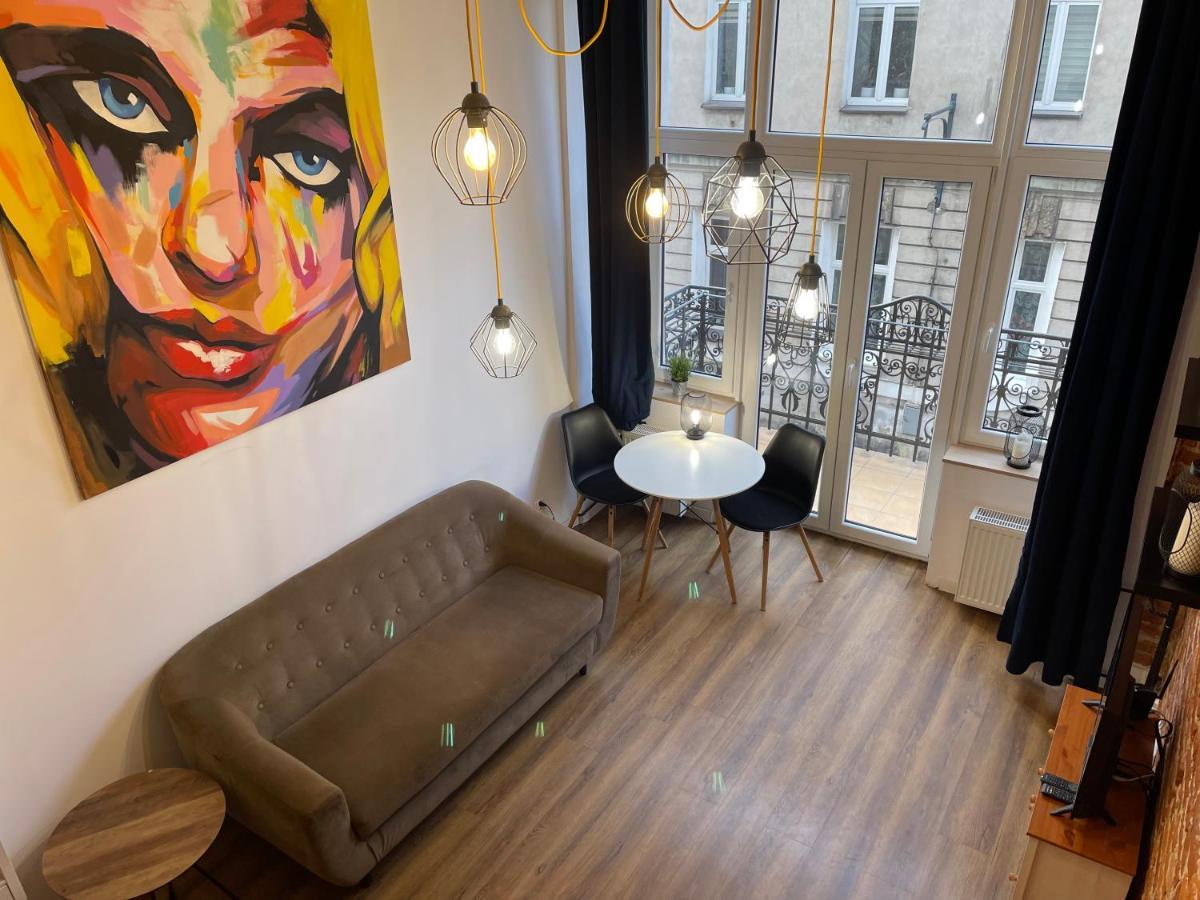 Appartement Urokliwy Loft W Ncl Kamienica Vabank Nr 18 à Łódź Extérieur photo