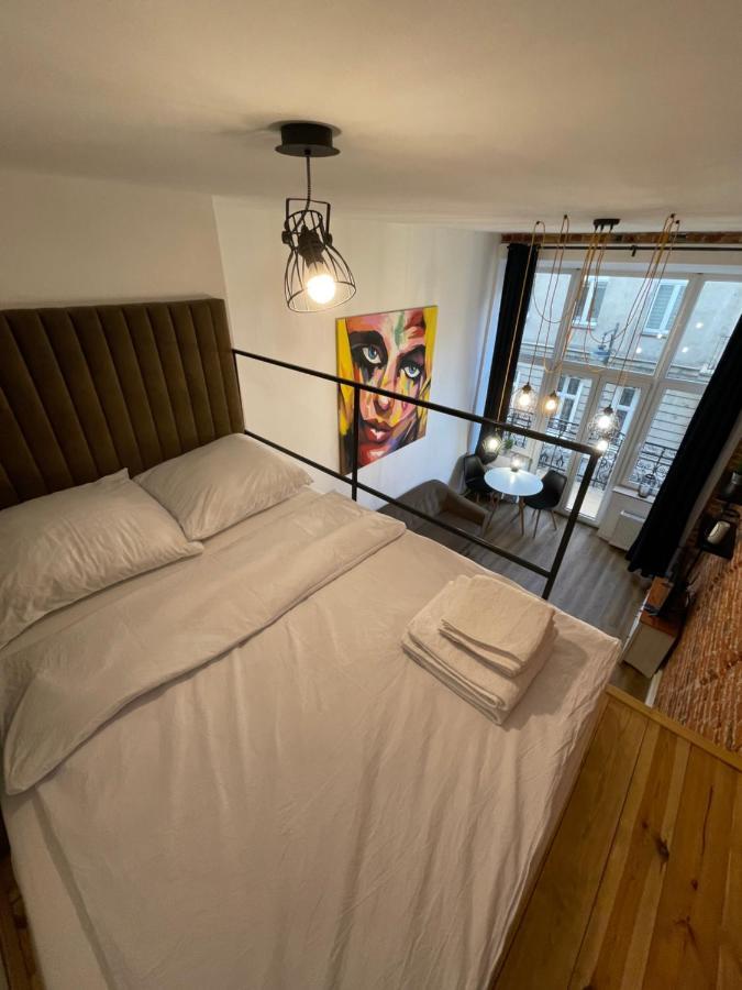 Appartement Urokliwy Loft W Ncl Kamienica Vabank Nr 18 à Łódź Extérieur photo